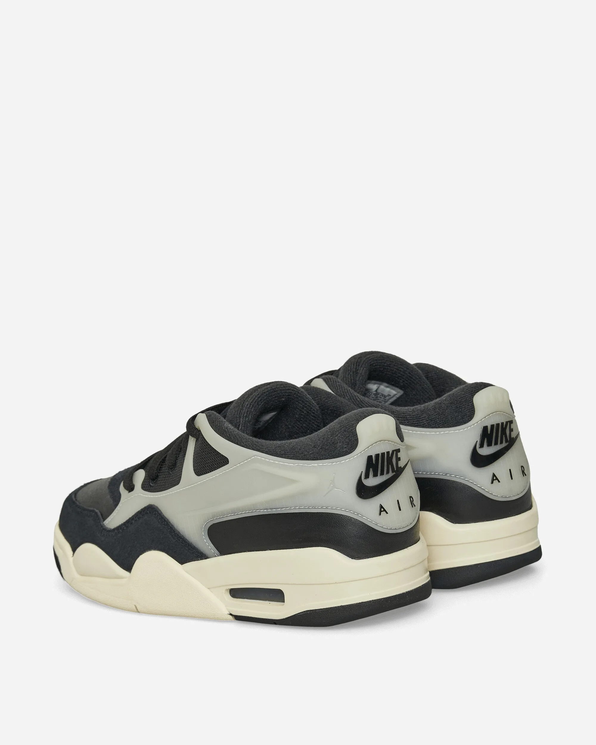 Air Jordan 4 RM Sneakers Black / Sail