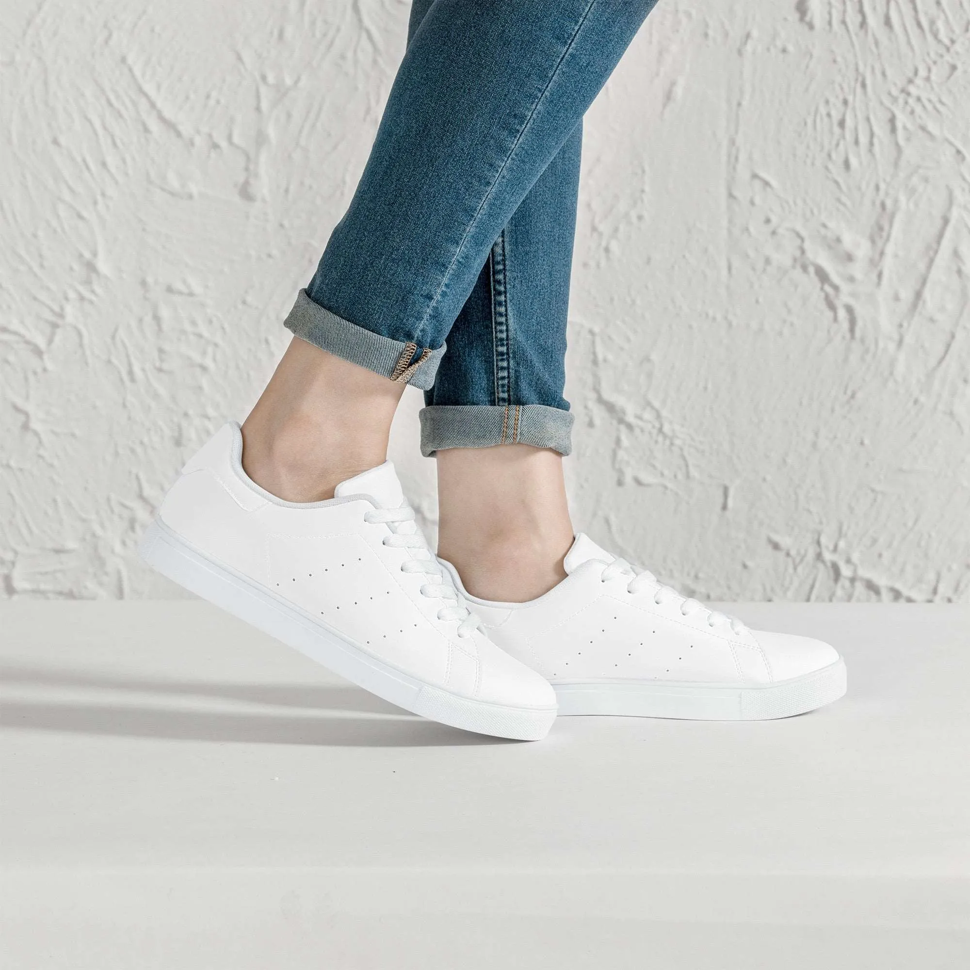 Create Your Own - Low Top Synthetic Leather Sneakers - White