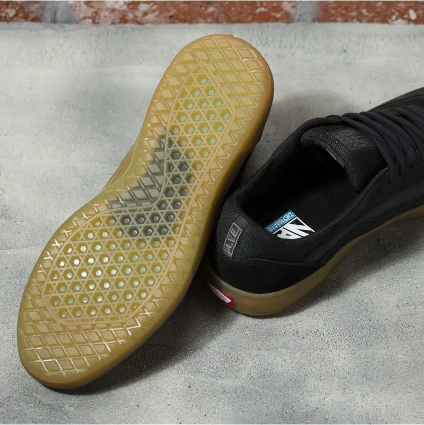 Vans AVE Pro Skateboard Shoe - Black/Gum